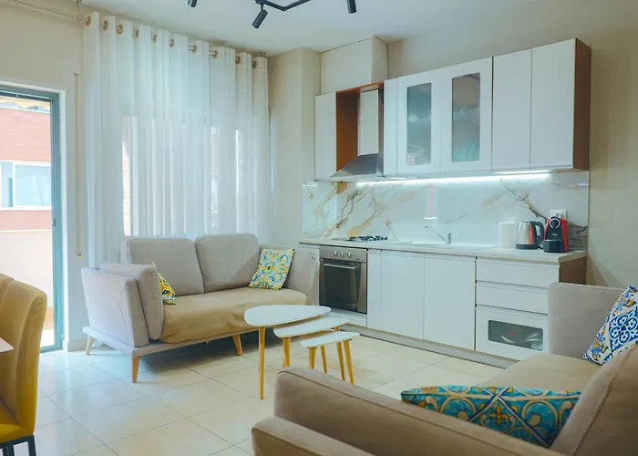 Middle Center Gallery 1 Skanderbeg Square Apartment Tirana