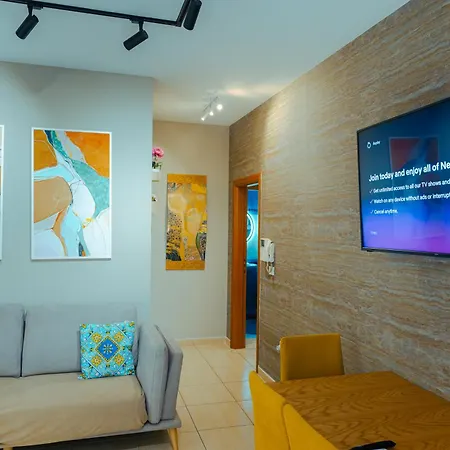 Middle Center Gallery 1 Skanderbeg Square