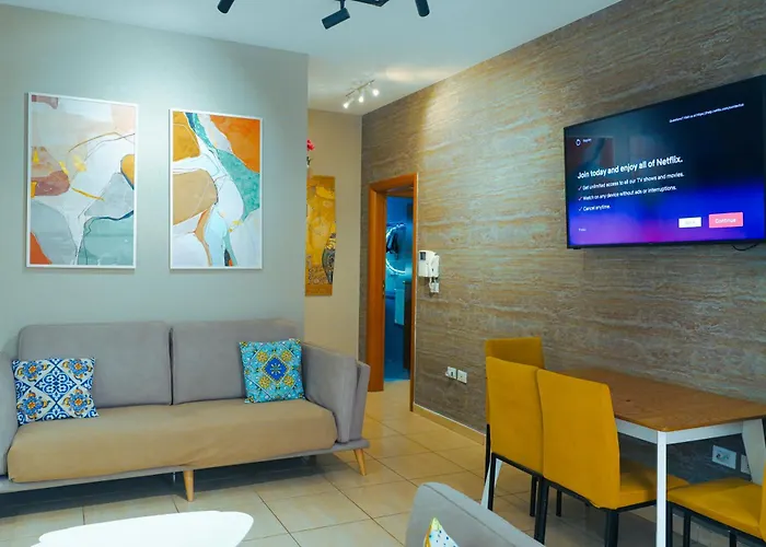 Middle Center Gallery 1 Skanderbeg Square * Tiran